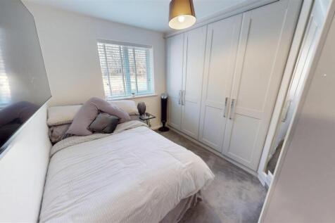 Cherwell Avenue Bedroom