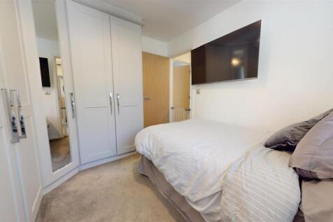 Cherwell Avenue Bedroom