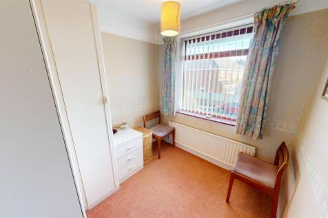 Sandfield Road Bedroom
