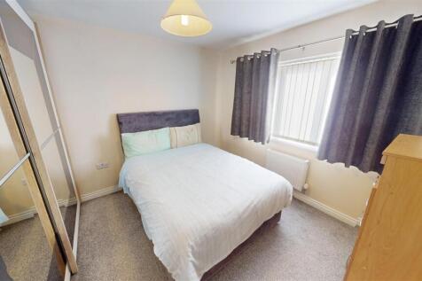 Newlove Avenue Bedroom