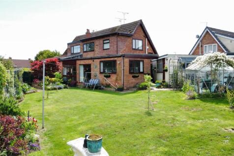Knowsley View Rear Garden