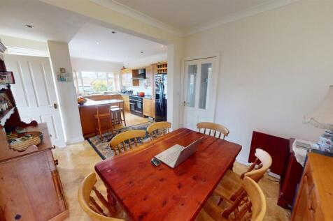 Crank Hill Kitchen Diner