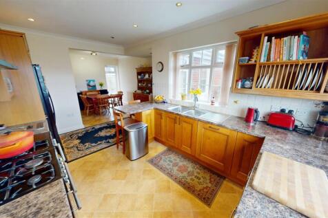 Crank Hill Kitchen Diner