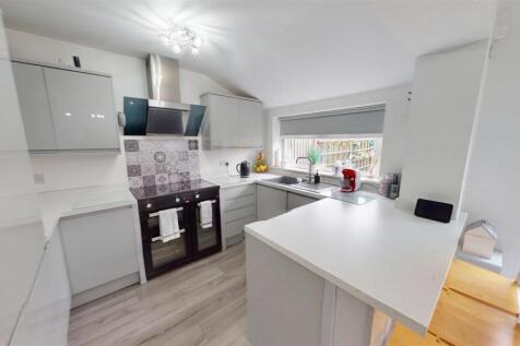 Carmelite Crescent Kitchen
