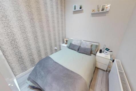 Carmelite Crescent Bedroom