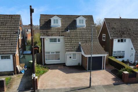 Stuart Crescent For Sale