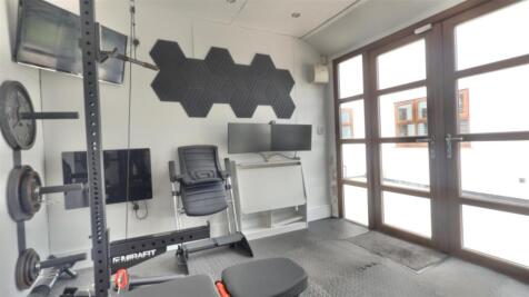 Gym/Home Office