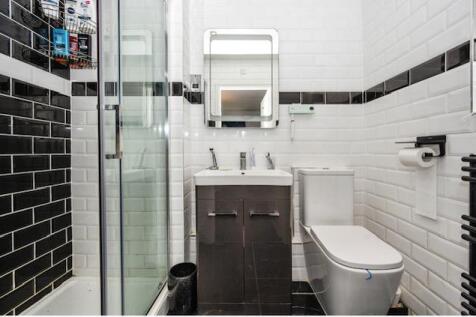 Bexhill Gardens En-suite