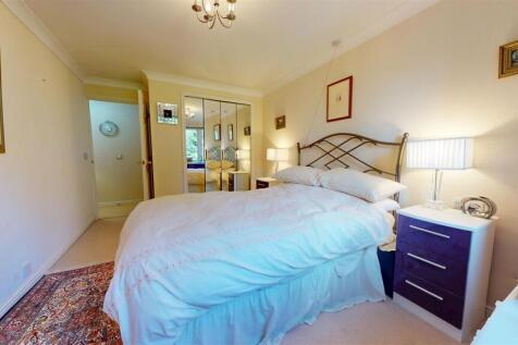 Henbury Court Bedroom