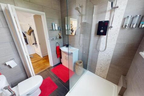 Hampton Road Shower Room