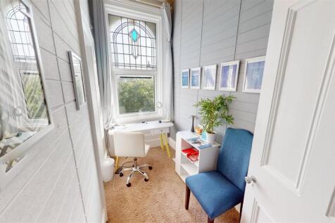 Hampton Road Bedroom