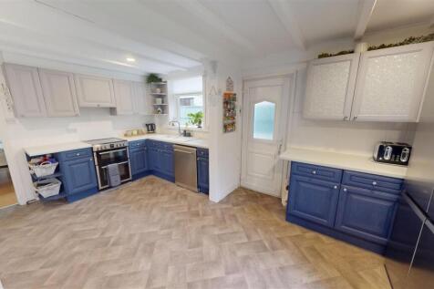 Windy Harbour Road Kitchen