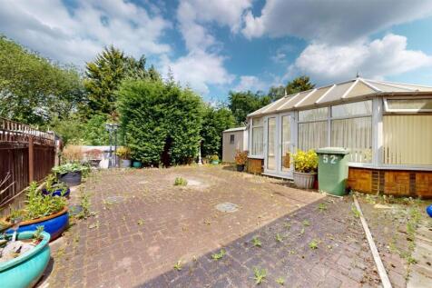 Avondale Road Rear Garden