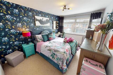 Renfrew Avenue Bedroom