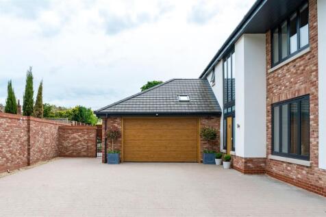 Cote Fold Exterior
