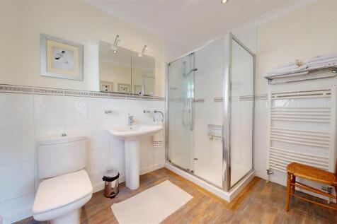 Trafalgar Road Wn-suite