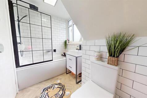 Kendal Drive Bathroom