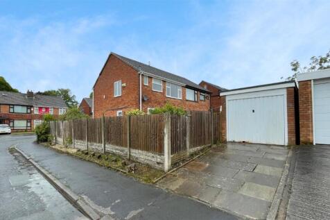 Witton Way Driveway/Garage
