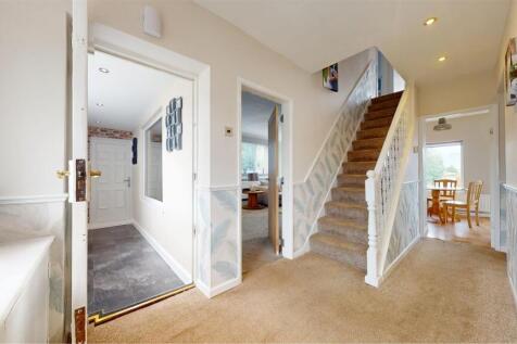 Stuart Crescent Hallway