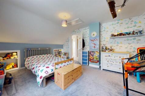 Stuart Crescent Bedroom
