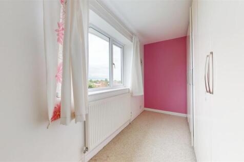 Stuart Crescent Bedroom
