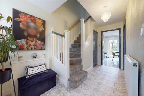 Brompton Close Hallway