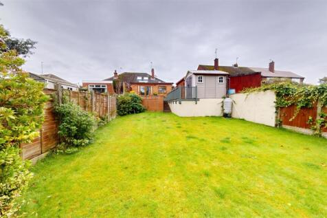 Rookery Drive Rear Garden