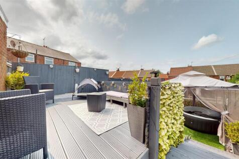 Roland Avenue Rear Garden