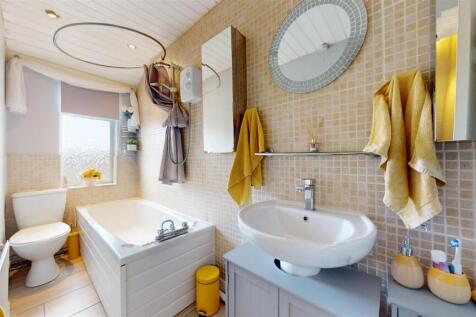 Roland Avenue Bathroom