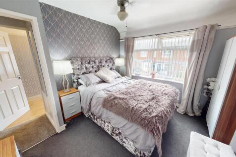 Roland Avenue Bedroom