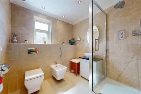 Newton Road Bathroom