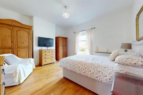 Newton Road Bedroom
