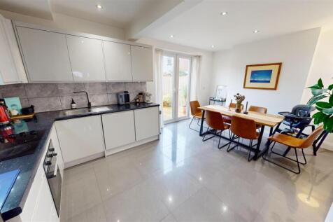 Birley St Kitchen Diner