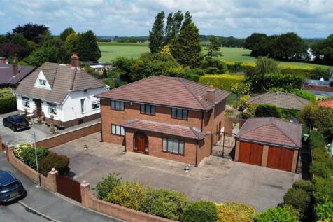 Moss Lane For Sale