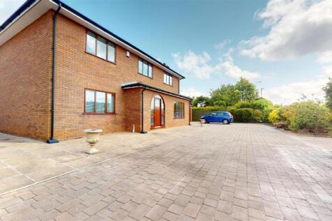 Moss Lane Driveway