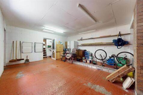 Moss Lane Double Garage