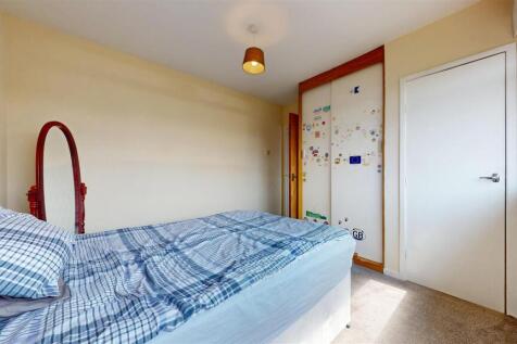 Stanley Avenue Bedroom