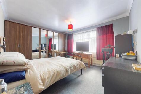Eccleston Gardens Bedroom
