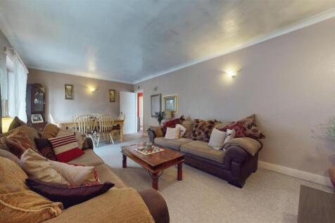 Eccleston Gardens Living Room