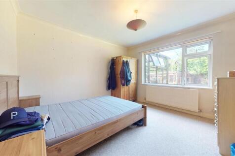 Eccleston Gardens Bedroom