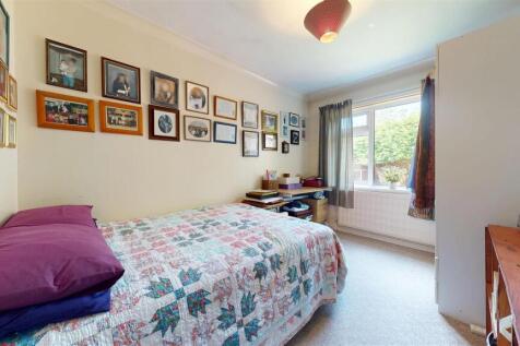 Eccleston Gardens Bedroom