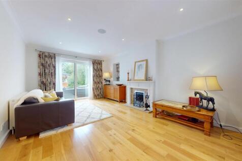 Westby, Gillars Lane Reception Room