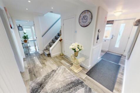 Seacroft Crescent Hallway