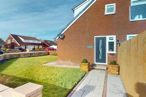 Seacroft Crescent Garden