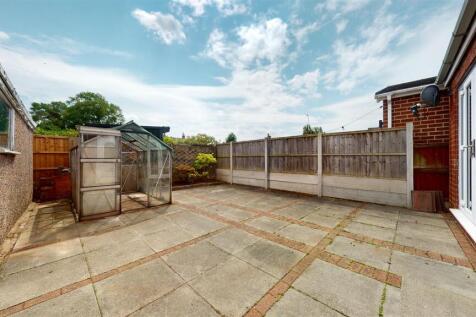 Carter Avenue Rear Garden