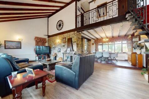 Red Cat Lane Open Plan