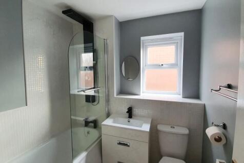Layton Way Bathroom