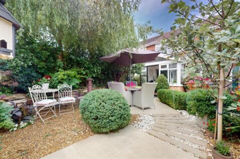 Bramcote Avenue Rear Garden