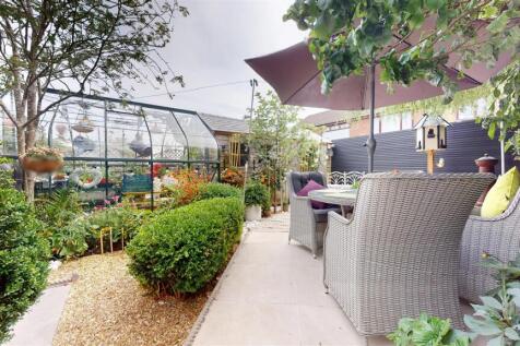 Bramcote Avenue Rear Garden