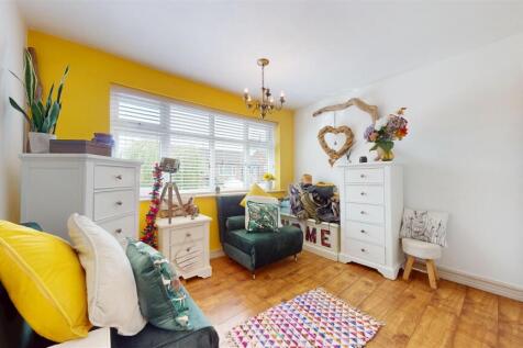 Bramcote Avenue